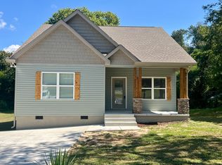 3912 Meadow Ln, Chattanooga, TN 37406
