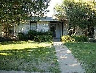 1st image of 4921 Crawford Dr