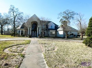 201 Chaleur Dr, Baker, LA 70714