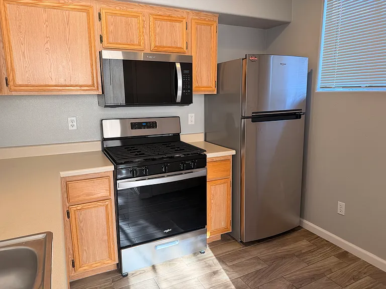 9050 W Warm Springs Rd #1153 — Photo 5