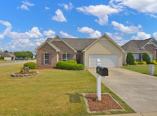 101 Sunset Ln, Calera, AL 35040