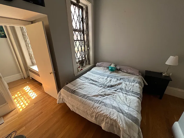 271 Dartmouth St #2B — Photo 7