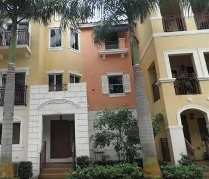 1210 Coastal Bay Blvd — Photo 1