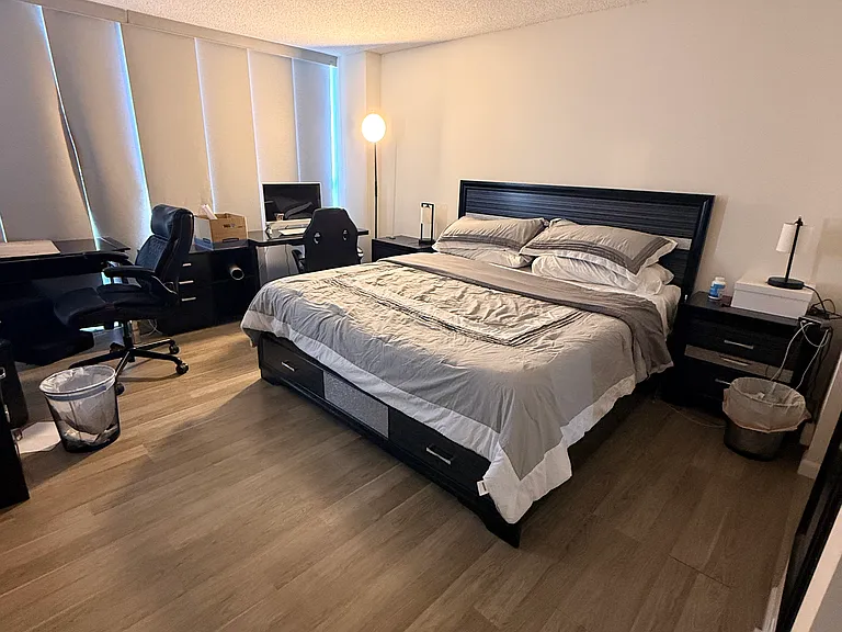 1212 Punahou St #1808 — Photo 4