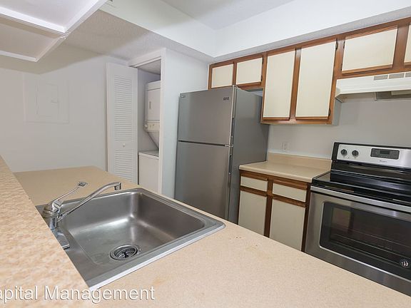 4th image of 5740 Rock Island Rd APT 286