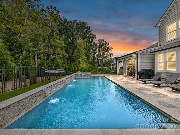 2nd image of 13216 Oak Farm Ln