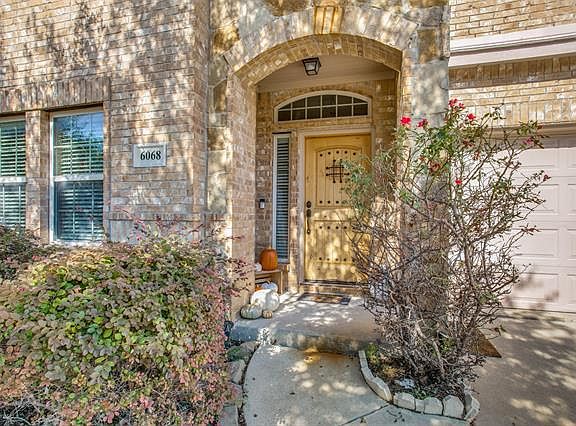3rd image of 6068 Cedar Glen Dr