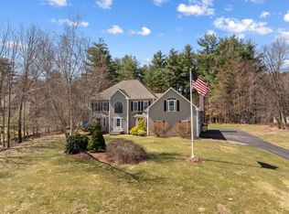 13 Longview Cir, Pelham, NH 03076