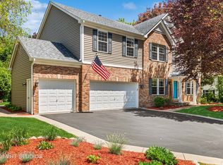 285 Buckingham Dr, Algonquin, IL 60102