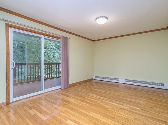 5th image of 736 Dempster St APT A108