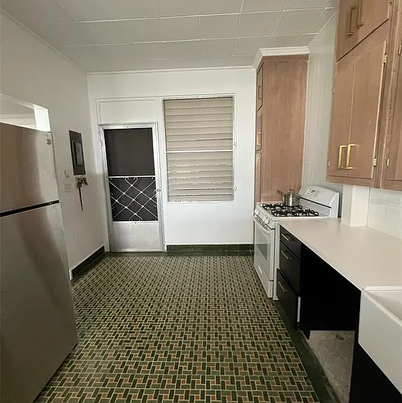 Circulo C Casa En Ramey #213-A — Photo 9