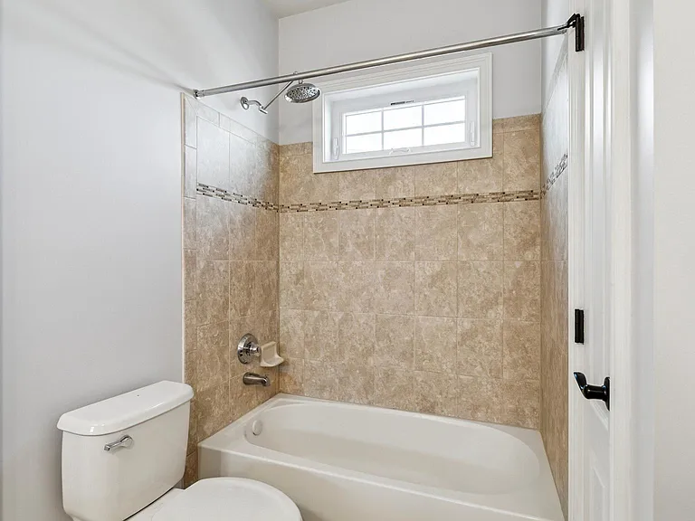 178 Pratt Ln — Photo 30