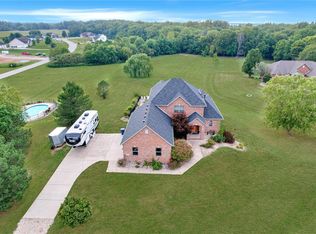 9 Blanchette Ct, Marine, IL 62061