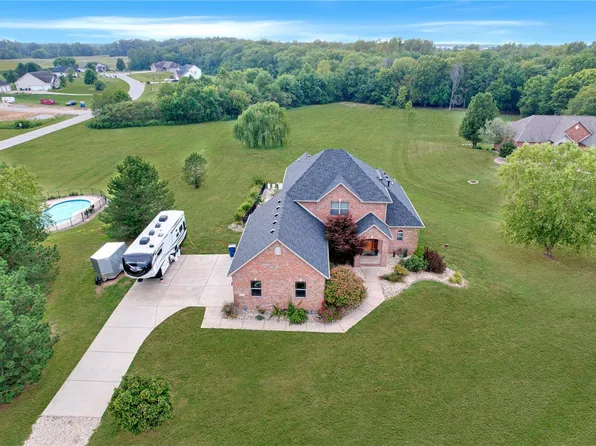 9 Blanchette Ct, Marine, IL 62061