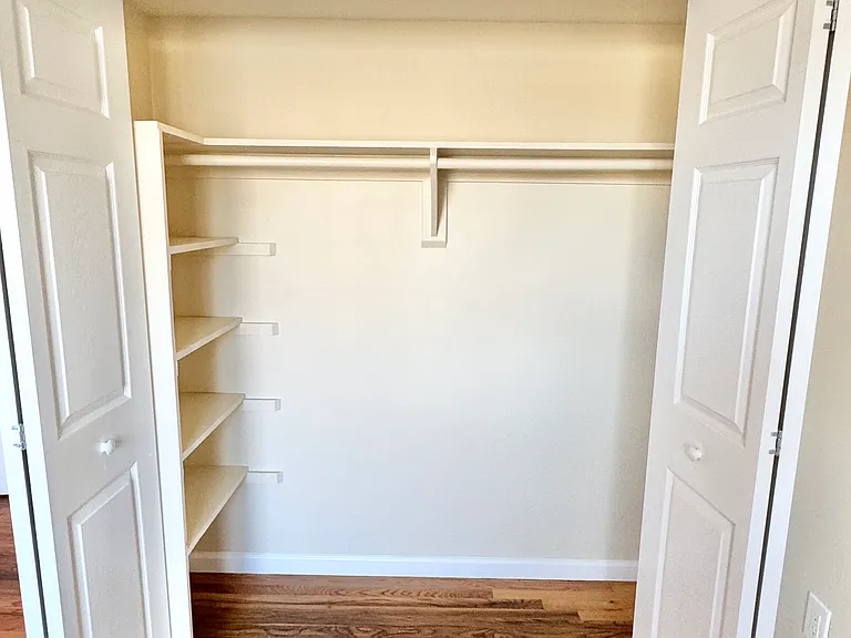 5212 E St SE #20 — Photo 7