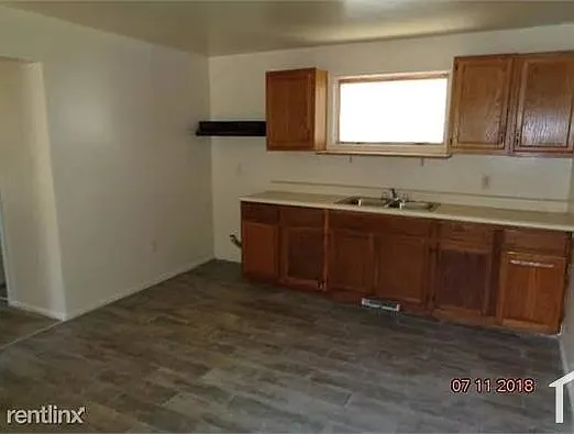 26 Hertel St — Photo 3