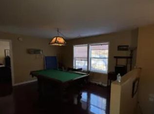 6486 Decker Rd, Bushkill, PA 18324