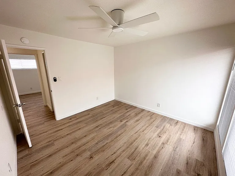 33802 Castano Dr #B — Photo 13