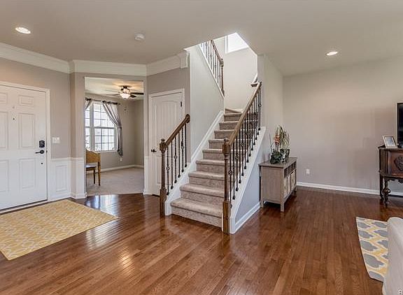 5th image of 57639 Russet Ln