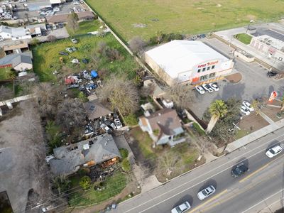 2020 W Olive Ave, Fresno, CA, 93728