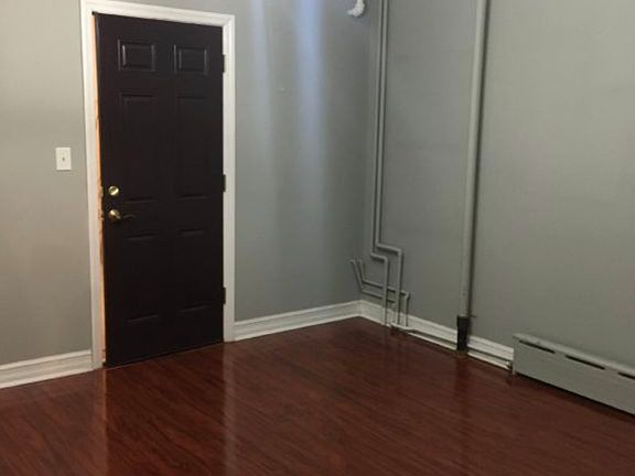 2nd image of 30-13 Broadway #2R