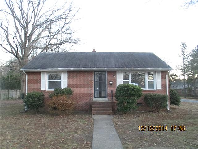 1st image of 125 S Kalmia Ave