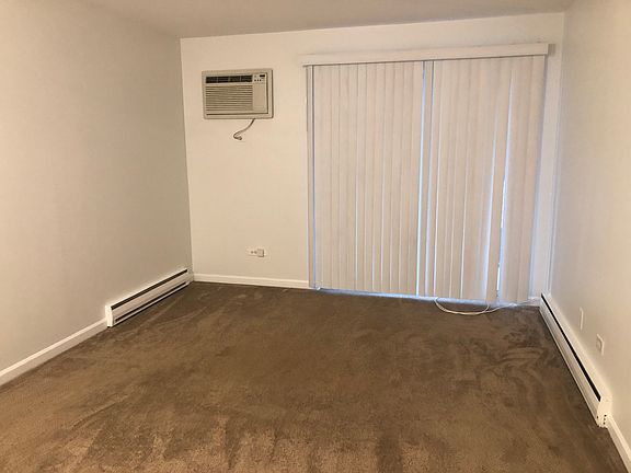 5th image of 310 Lathrop Ave APT 205