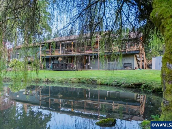 42801 Island Inn Dr, Lebanon, OR 97355