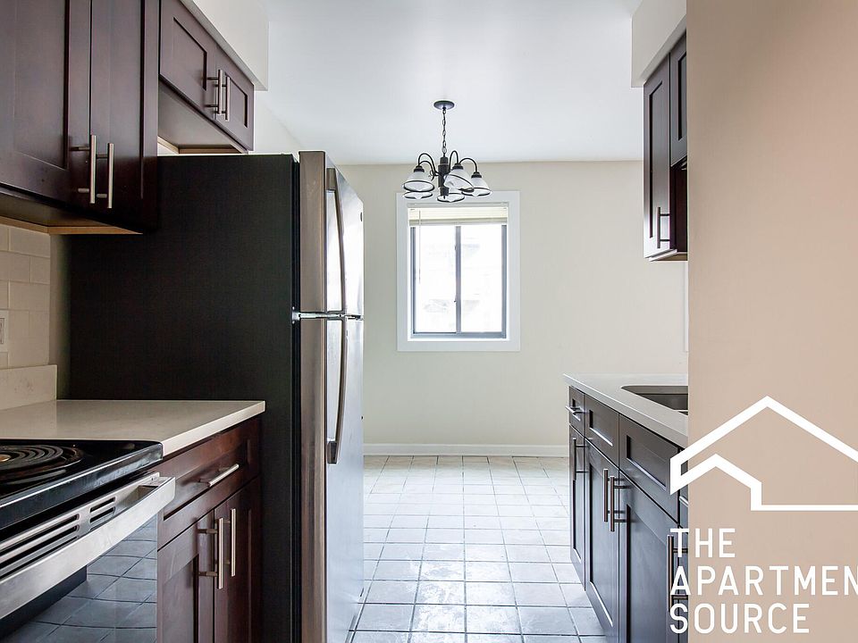 1st image of 5841 N Winthrop Ave #212