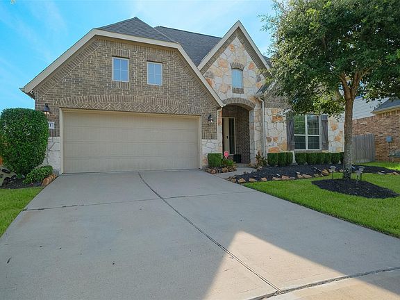 3rd image of 8111 Foster Gate Ct