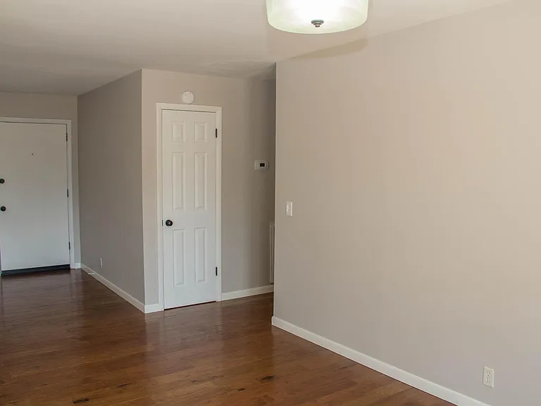 112 Grapevine Ct — Photo 14