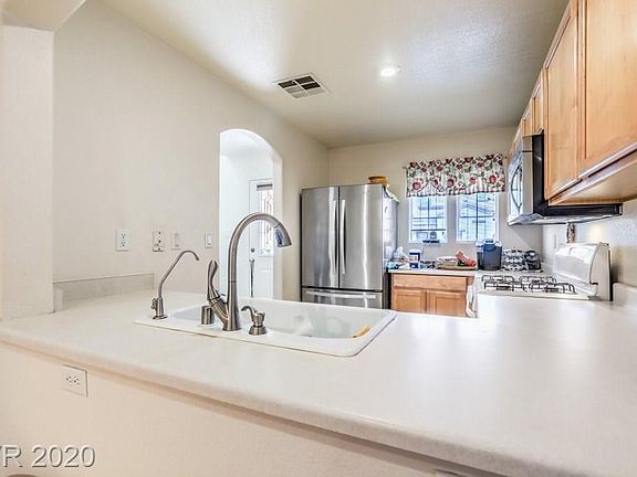 5th image of 10393 Fancy Fern St