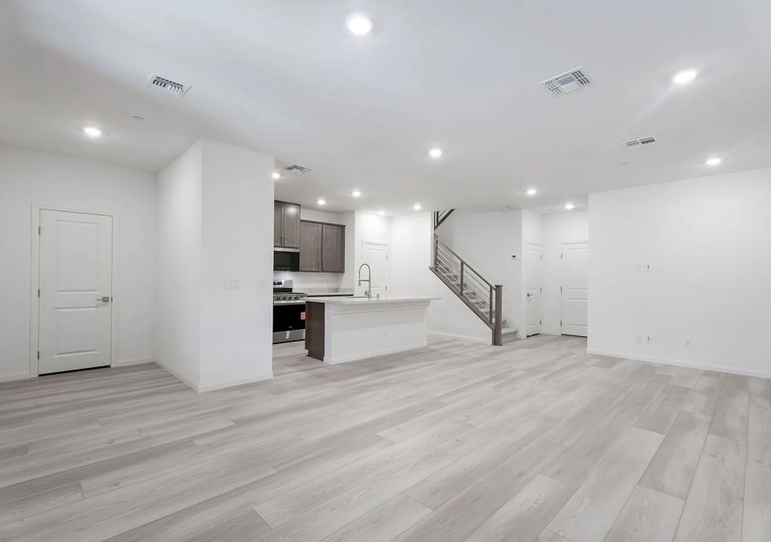 91 Cinder Cone Lane, Las Vegas, NV 89138 — Photo 2