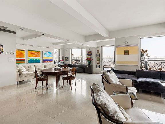 3rd image of 120 Central Park S