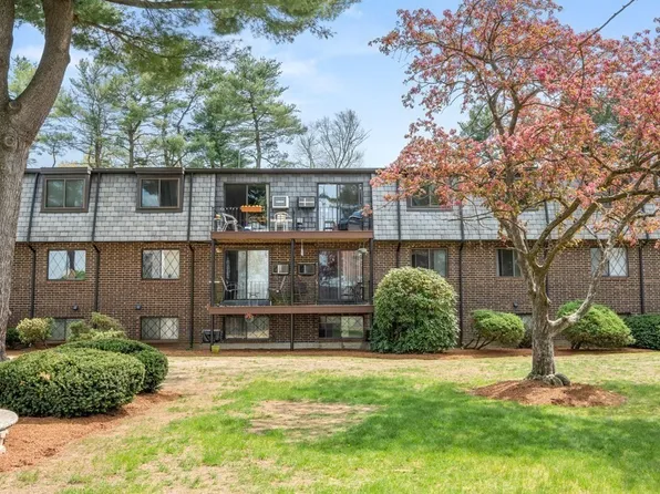 40 Main St APT 22, North Reading, MA 01864