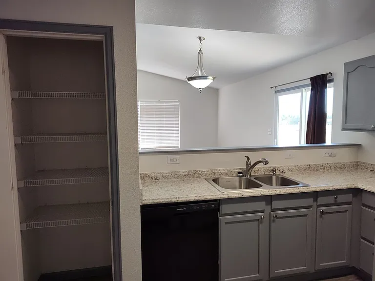 5003 Landmark Rd — Photo 8