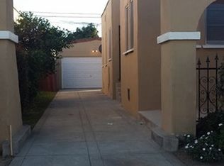 1140 W 81st Pl, Los Angeles, CA 90044