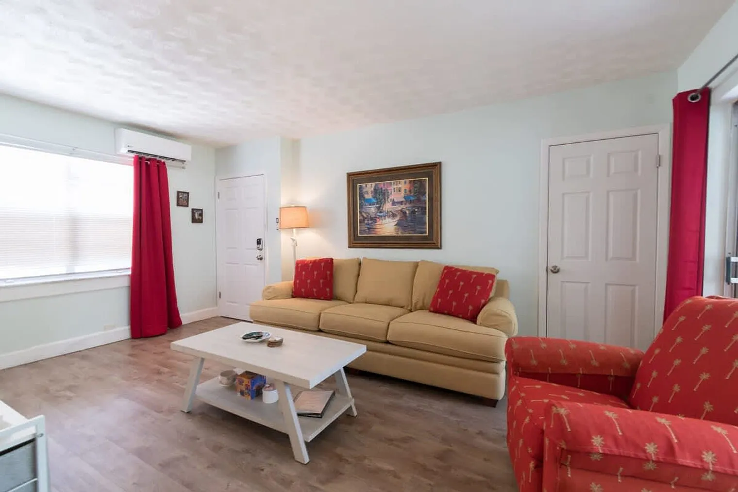1 bed, 1.0 bath, $2,299 — Photo 1
