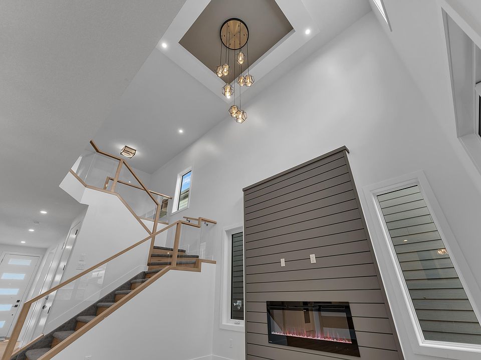 1st image of 6111 Crawford Dr SW