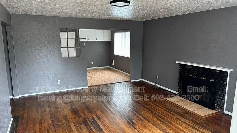2 bed, 1.0 bath, 840 sqft, $1,795 — Photo 4