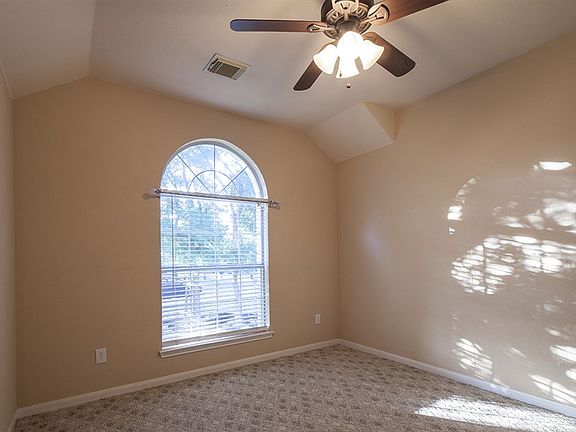 4th image of 13107 Fawn Valley Dr