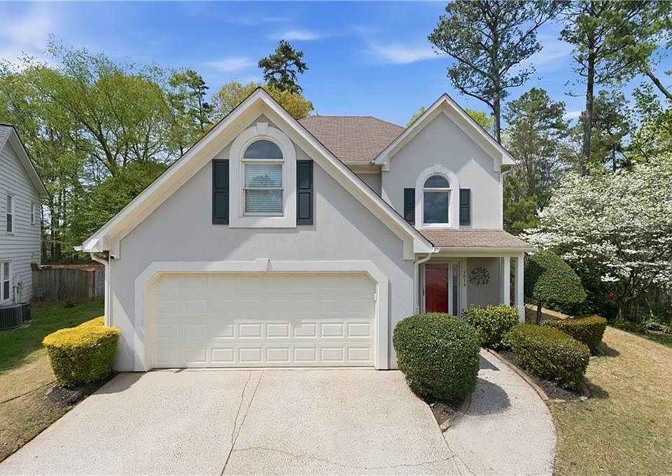 1st image of 1014 Brentmoor Ln NW