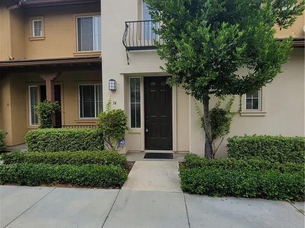 74 Rosenblum #108, Irvine, CA 92602
