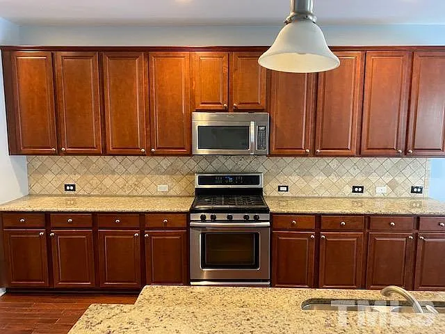 500 Liberty Rose Dr — Photo 4
