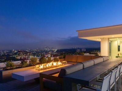 1100 Alta Loma Rd APT 502, West Hollywood, CA, 90069