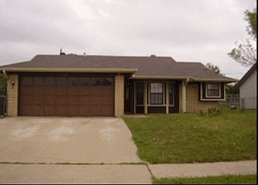 1st image of 3010 Panhandle Dr