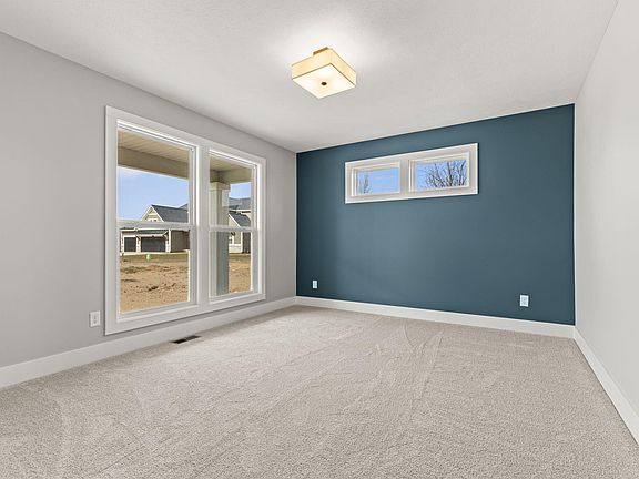 4th image of 7772 Greendale Dr