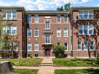 5885 Nina Pl APT 3W, Saint Louis, MO, 63112