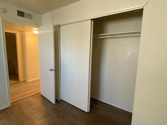 4th image of 3513 Wellesley Dr NE #C