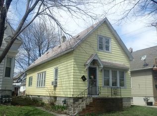 1825 S 9th St, Milwaukee, WI 53204